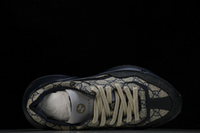 GUCC SNEAKER