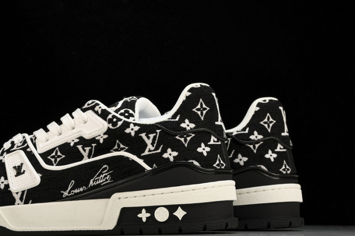 L&V SNEAKERS