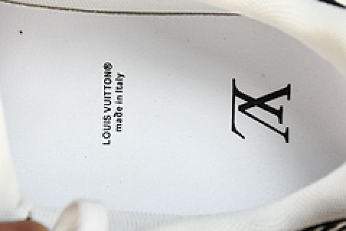 L&V SNEAKERS