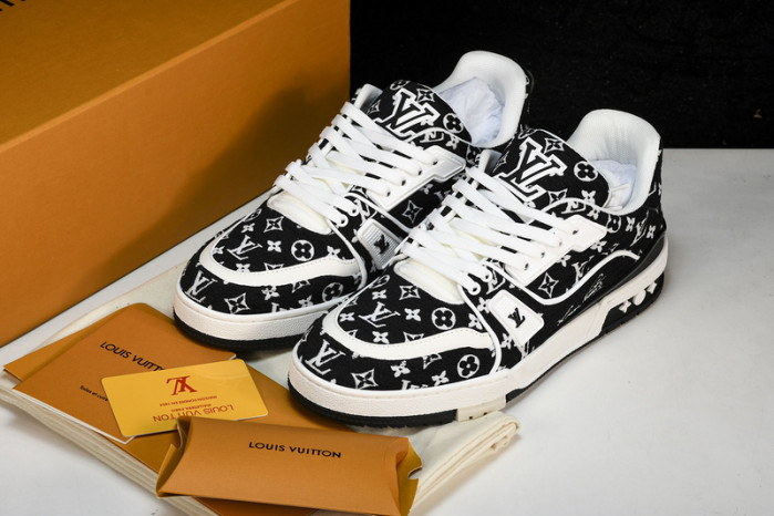 L&V SNEAKERS
