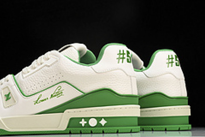 L&V SNEAKERS