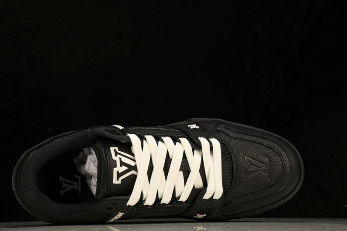 L&V SNEAKERS