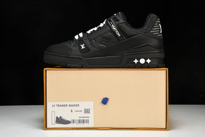 L&V SNEAKERS