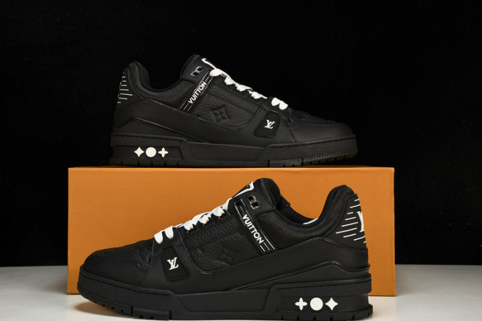 L&V SNEAKERS