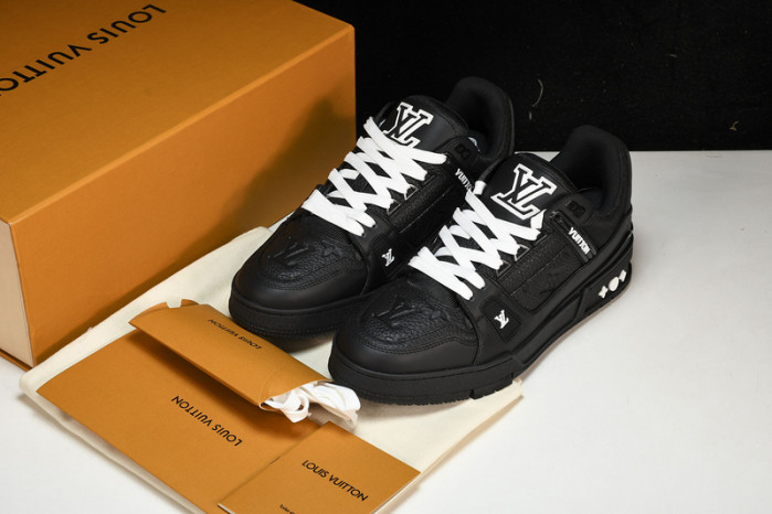 L&V SNEAKERS