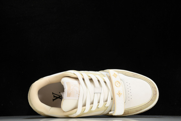 L&V SNEAKERS