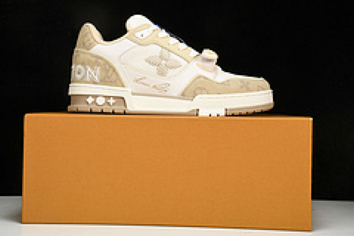 L&V SNEAKERS