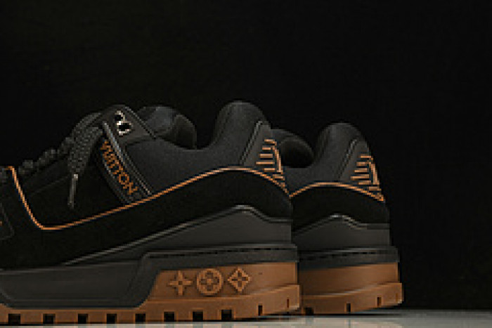 L&V SNEAKERS