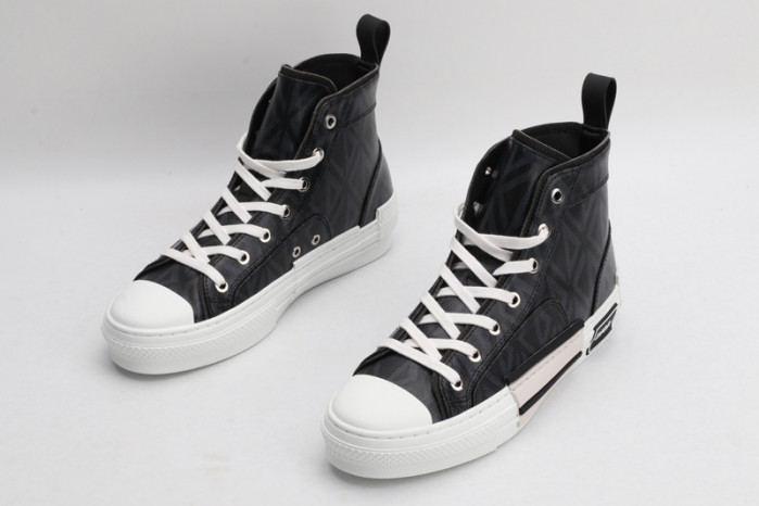 DI*O*R B23 PANKICK