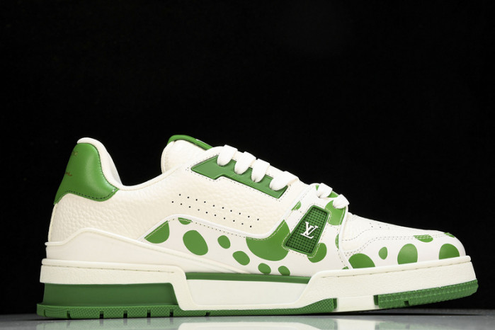 L&V SNEAKERS