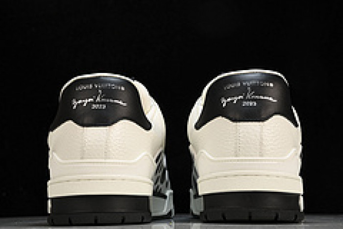 L&V SNEAKERS