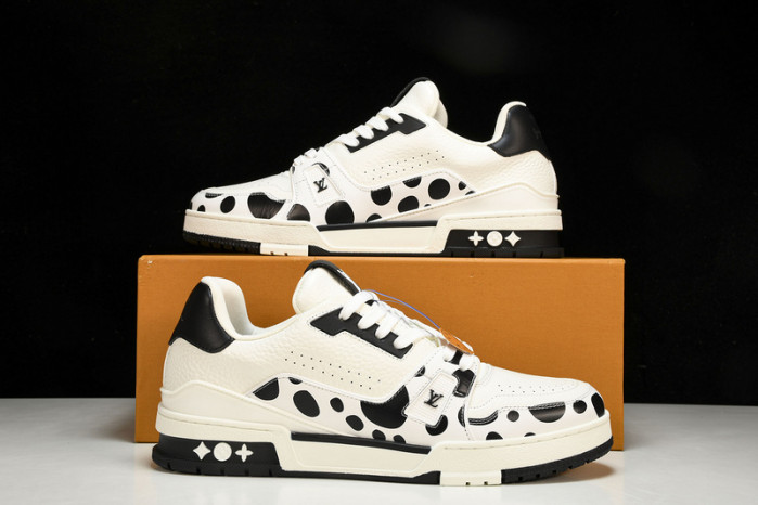 L&V SNEAKERS