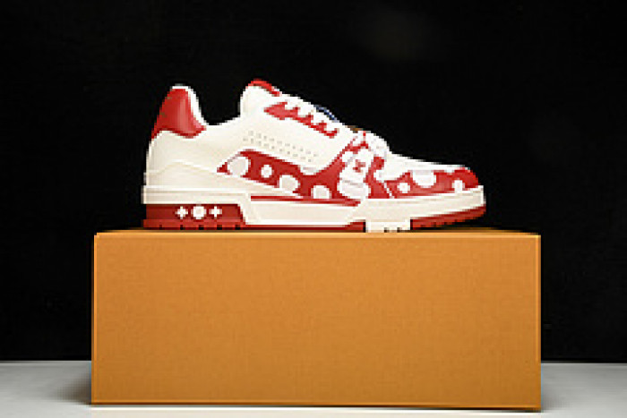 L&V SNEAKERS