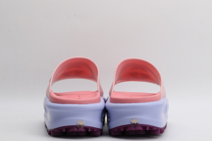 G DESIGNER SLIPPERS