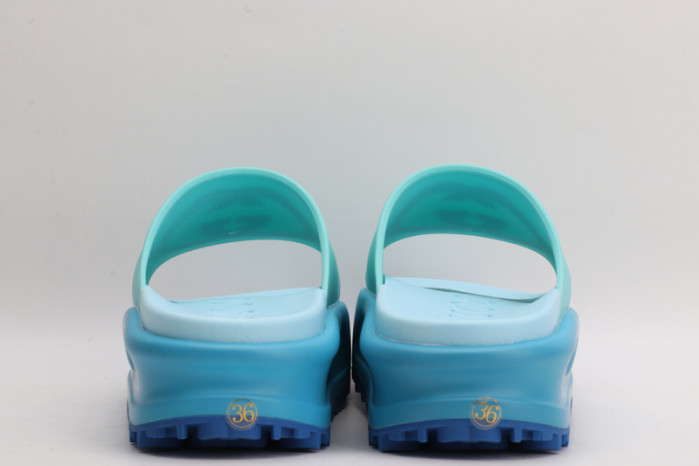 G DESIGNER SLIPPERS