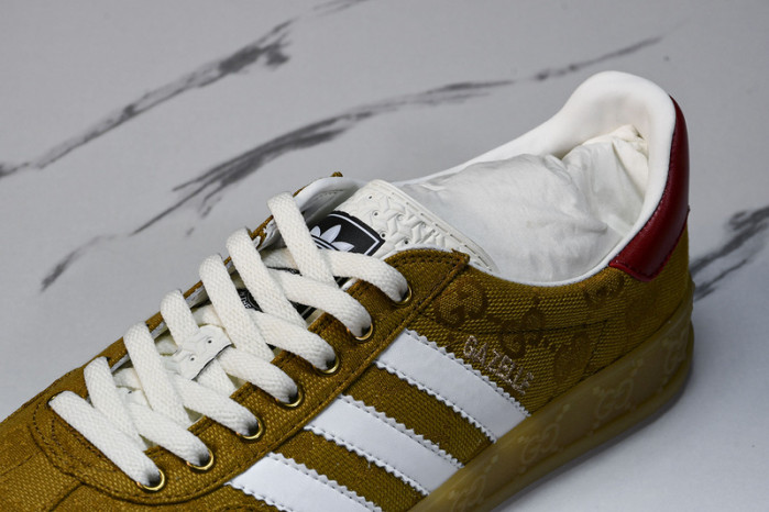 Adidas Sneaker