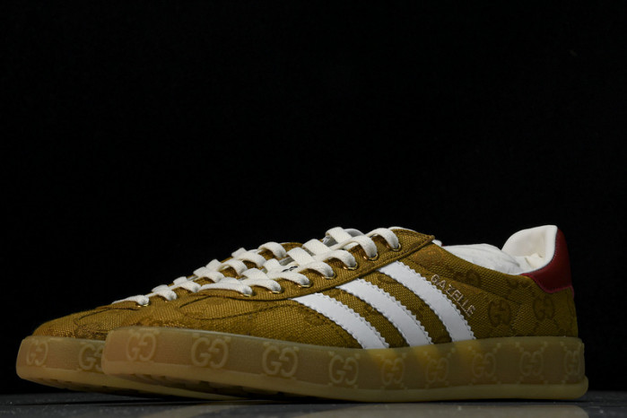 Adidas Sneaker