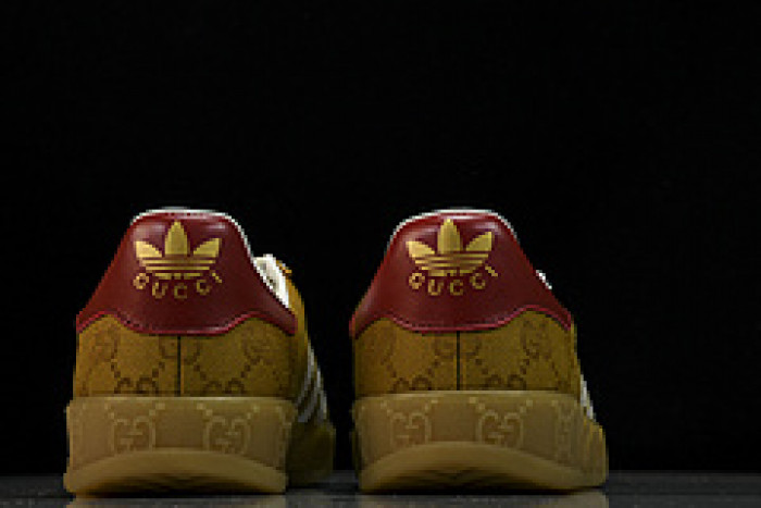 Adidas Sneaker
