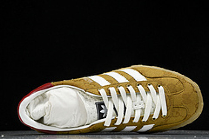 Adidas Sneaker