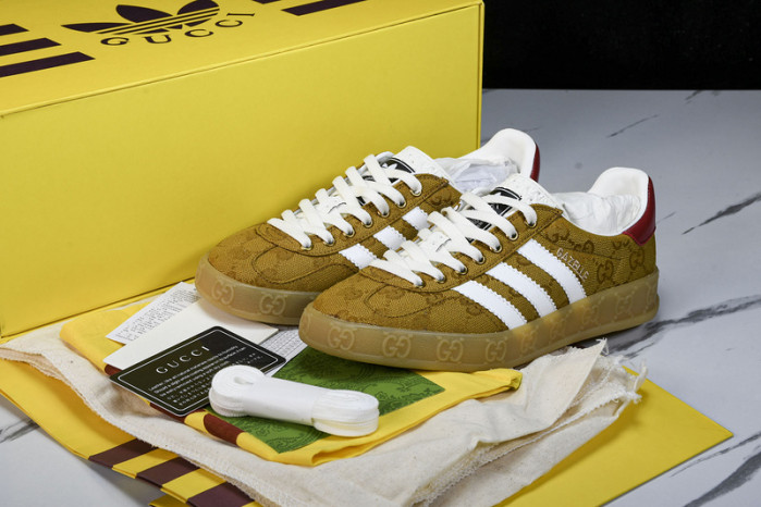 Adidas Sneaker