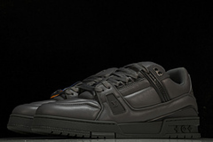 L&V SNEAKERS