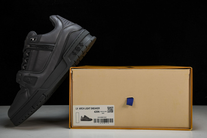 L&V SNEAKERS