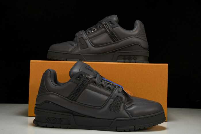 L&V SNEAKERS