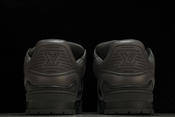 L&V SNEAKERS