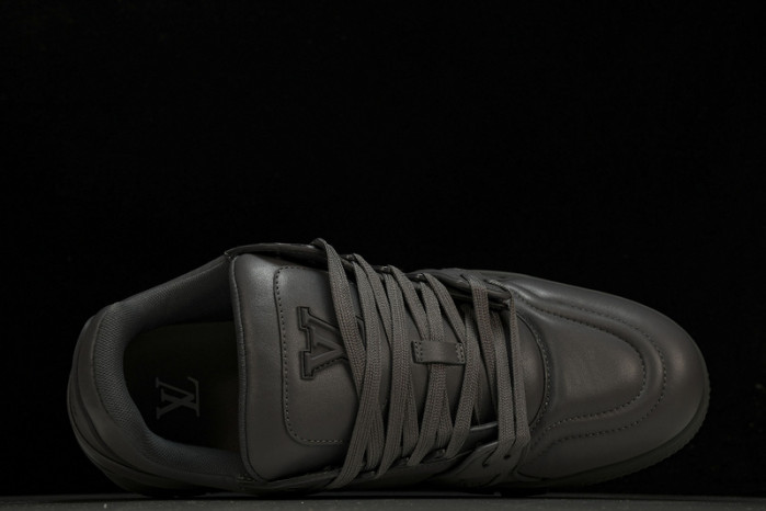 L&V SNEAKERS