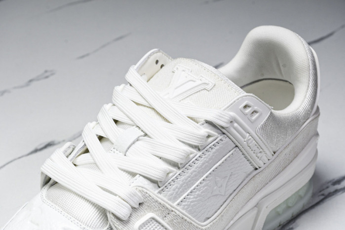 L&V SNEAKERS