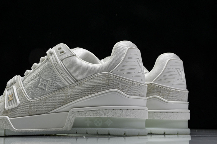 L&V SNEAKERS
