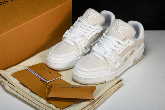 L&V SNEAKERS