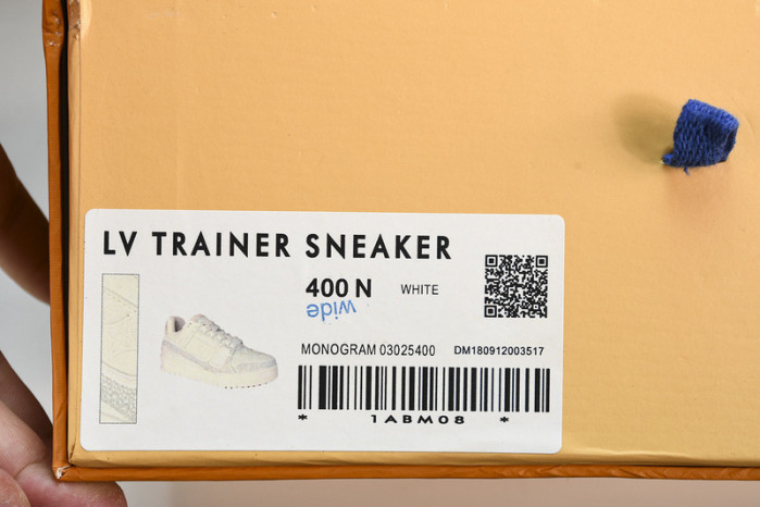 L&V SNEAKERS