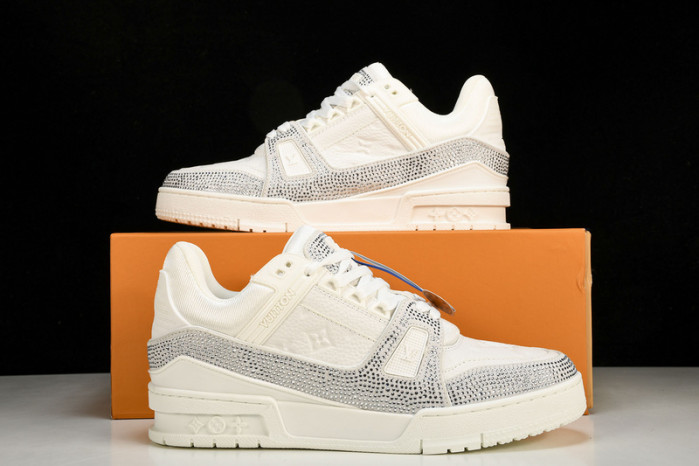 L&V SNEAKERS