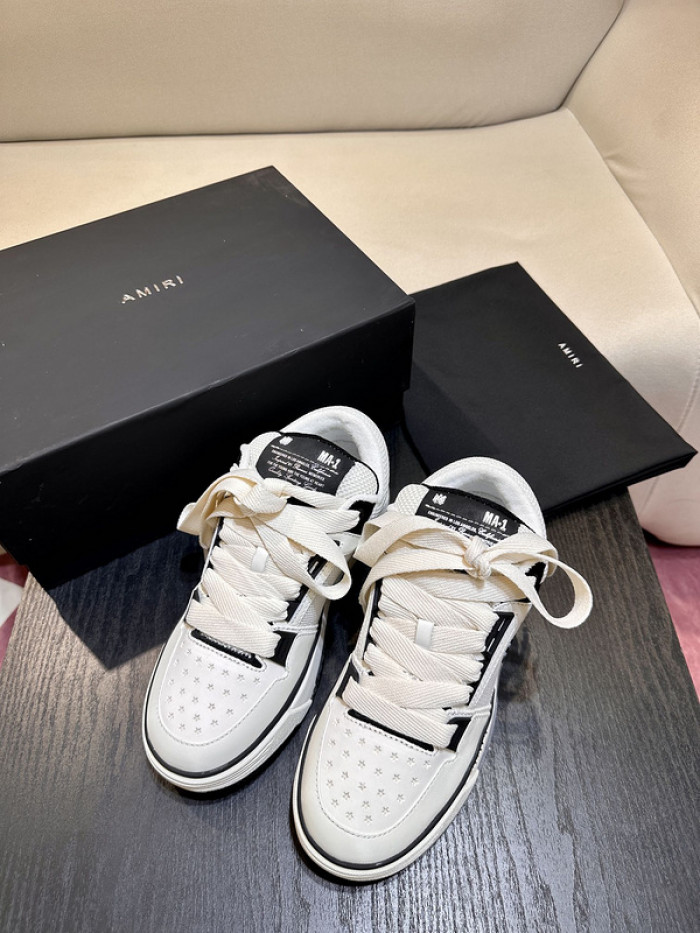 AM1R1 SNEAKERS