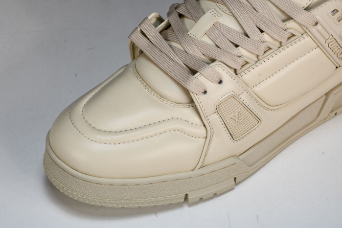 L&V SNEAKERS