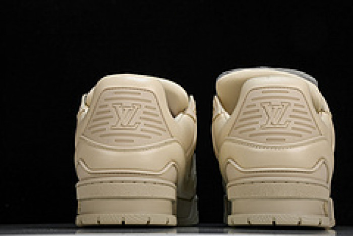 L&V SNEAKERS
