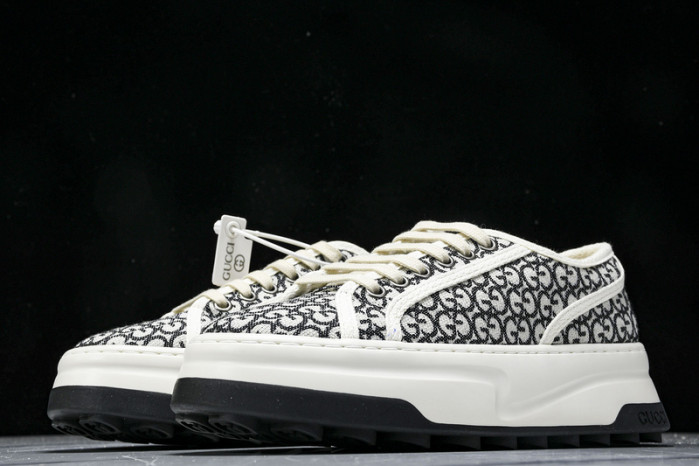 GUCC SNEAKER