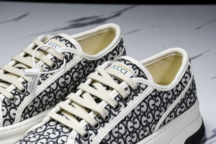 GUCC SNEAKER
