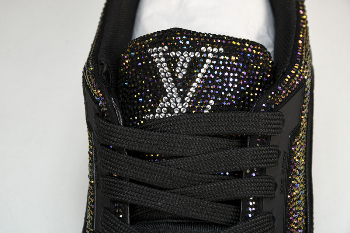 L&V SNEAKERS