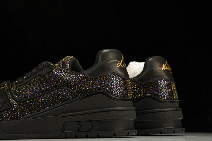 L&V SNEAKERS
