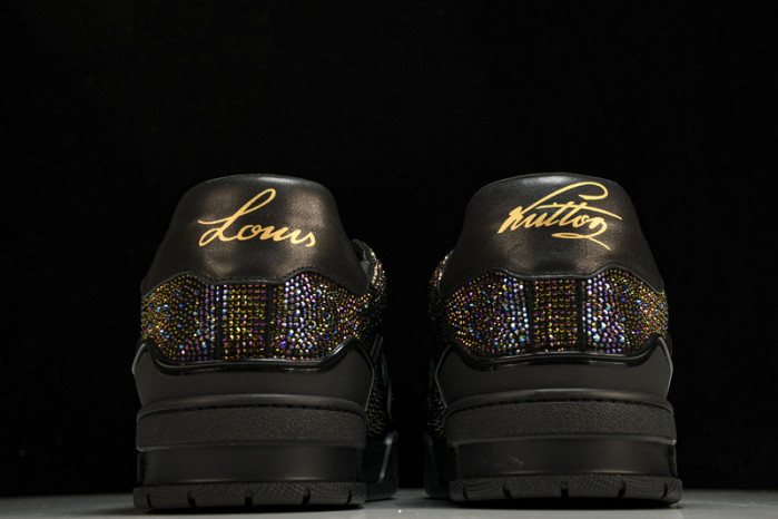 L&V SNEAKERS