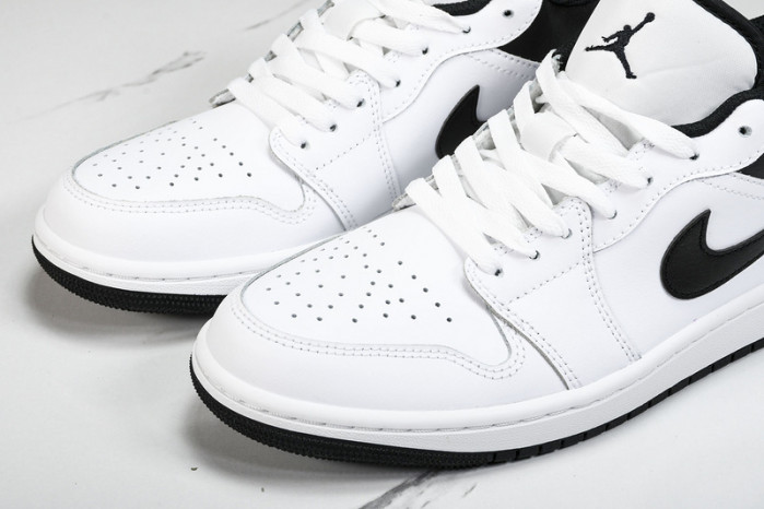 Air Jordan 1 Low 553558-132