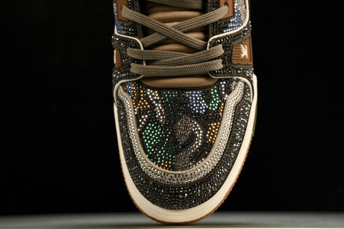 L&V SNEAKERS