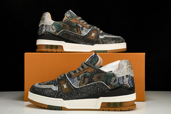 L&V SNEAKERS