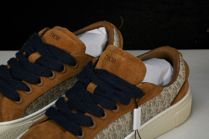 DI*O*R B33 PANKICK