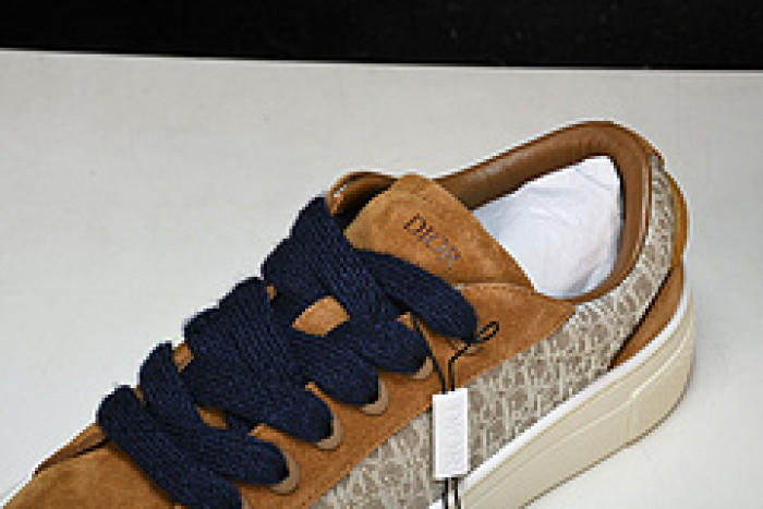 DI*O*R B33 PANKICK