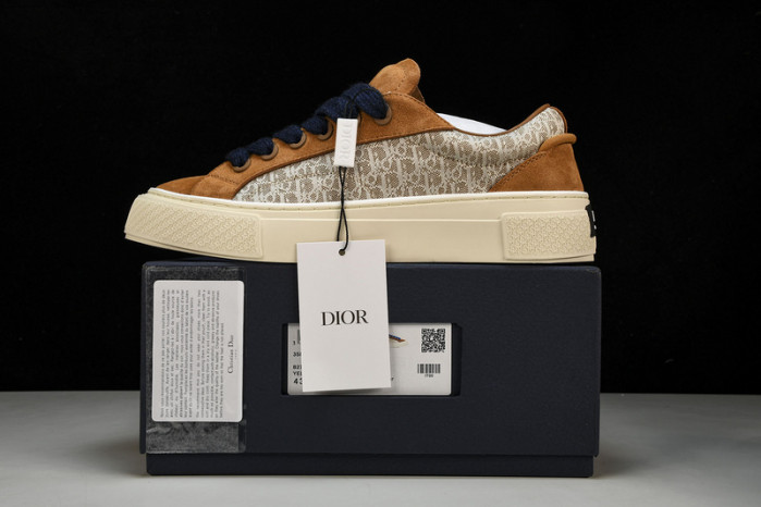 DI*O*R B33 PANKICK