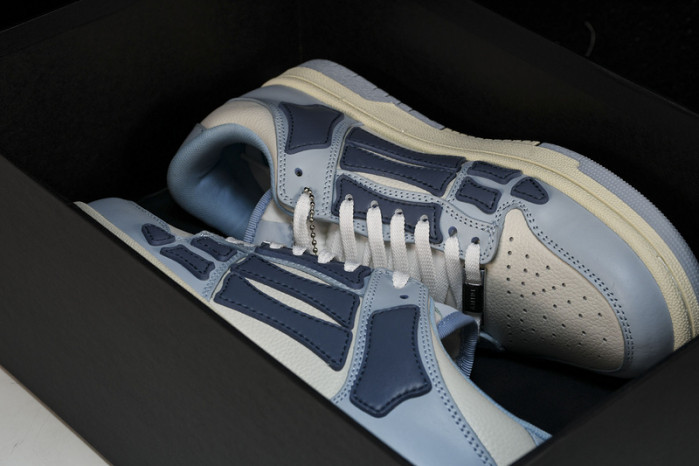 AM1R1 SNEAKERS