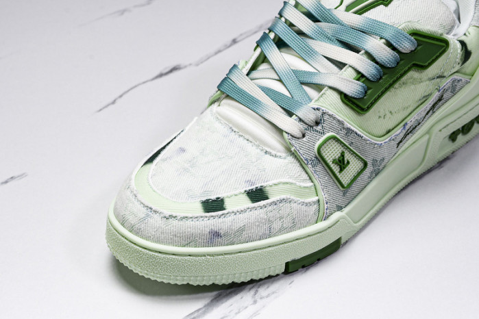 L&V SNEAKERS
